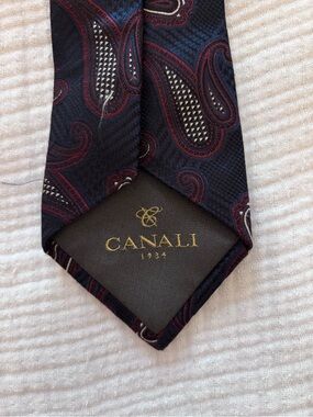 Canali 100% Silk tie